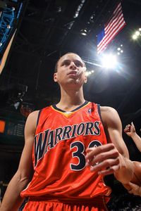 nba_g_curry1x_200.jpg