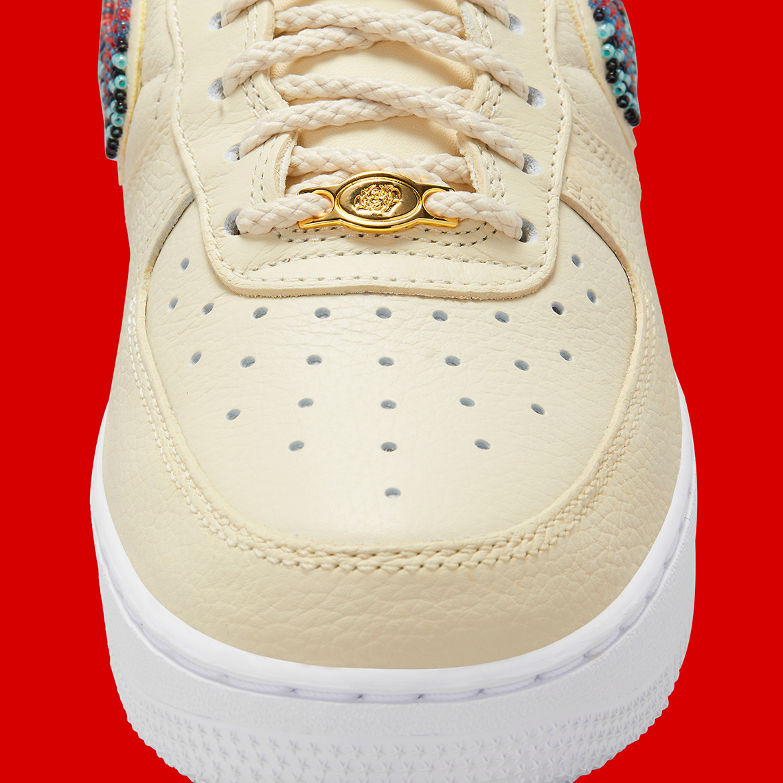 premium-goods-nike-air-force-1-low-dv2957-200-1.jpg