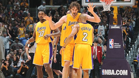 nba_g_lakers1_576.jpg