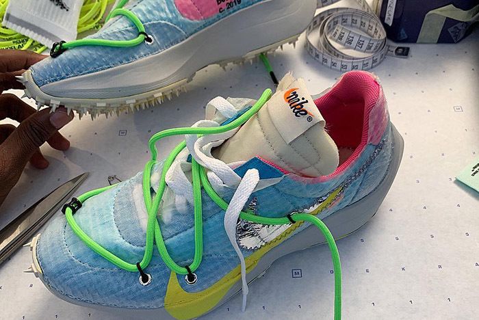 virgil-abloh-off-white-nike-women-running-2019-shoe-1_181120_171603.jpg