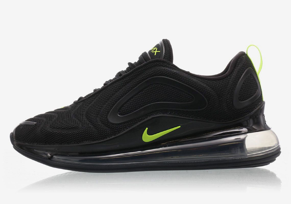 nike-air-max-720-black-CD7626-001-1.jpg