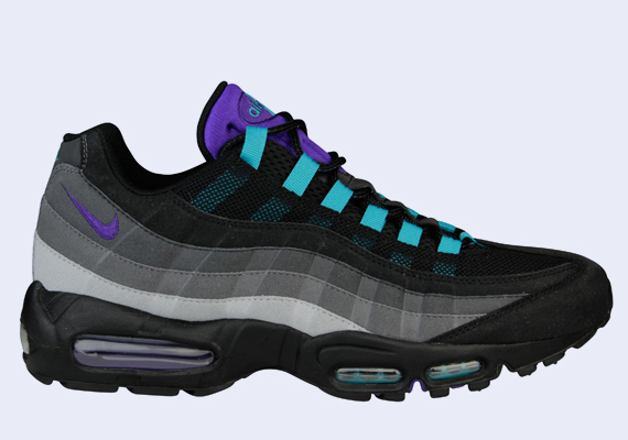 nike-air-max-95-black-grape.jpg