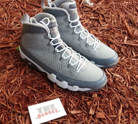 air-jordan-9-cool-grey-2012-06-570x511.jpg