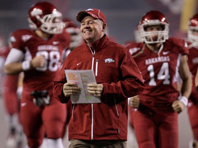 bobby-petrino-arkansas.jpg