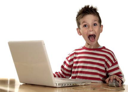 et-computer-kid-happy-surprised2.jpg