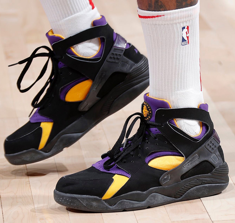 pj-tucker-nike-huarache-pe-12-23.jpeg