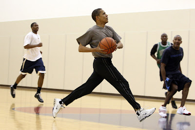 obama+playing+basket+ball.jpg