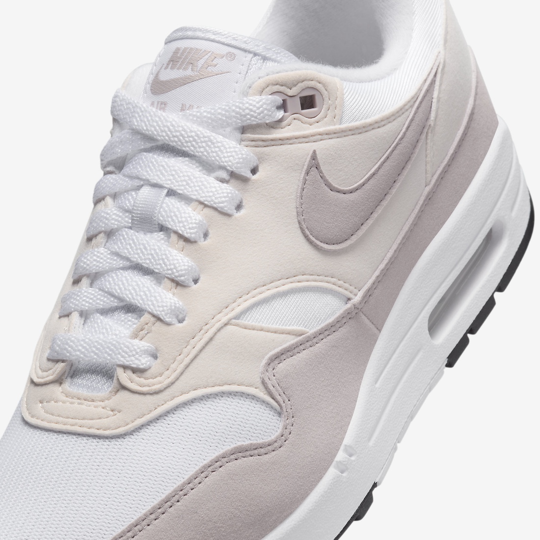 Nike-Air-Max-1-Platinum-Violet-DZ2628-106-6.jpeg