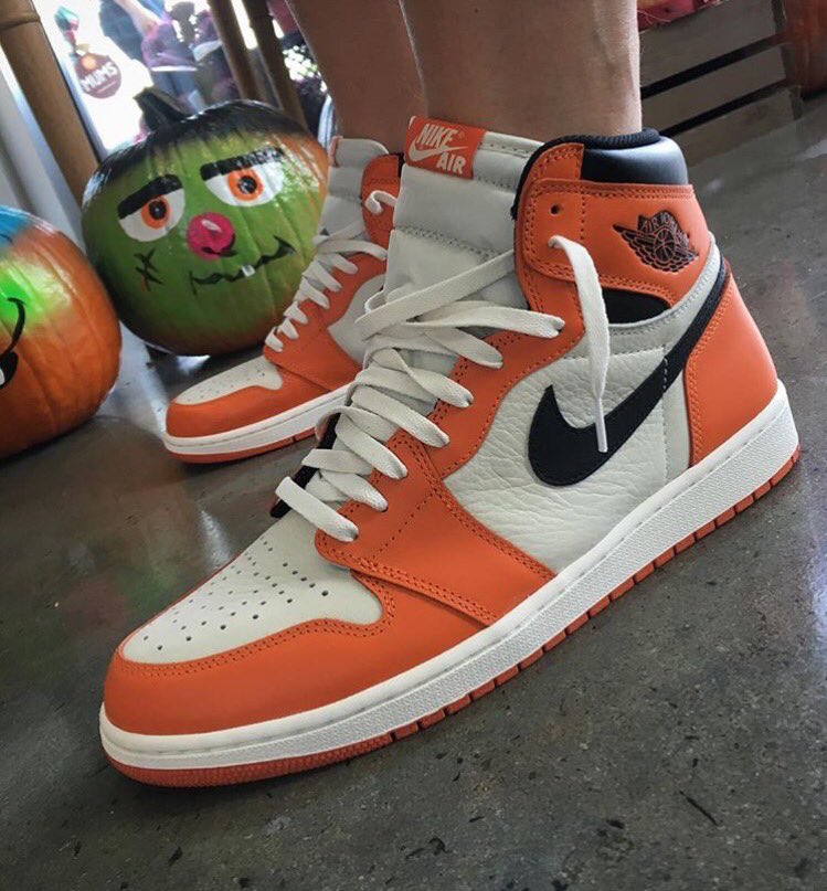 air-jordan-1-og-shattered-backboard-2-0-on-feet.jpg