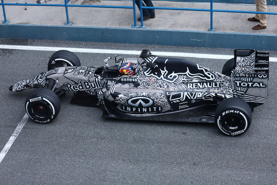 Daniil-Kvyat-Red-Bull-Formel-1-Test-Jerez-2-Februar-2015-fotoshowBigImage-cf68291f-840819.jpg