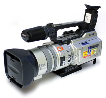 more_digital_video_cameras_2_by_Maffu_350.jpg