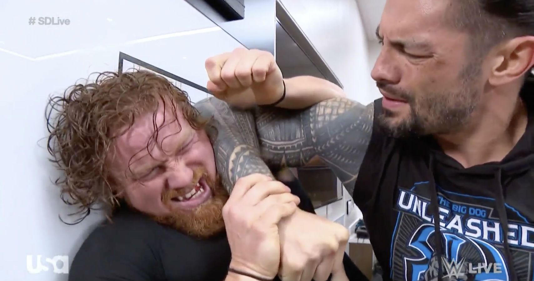 buddy-murphy-and-roman-reigns.jpg