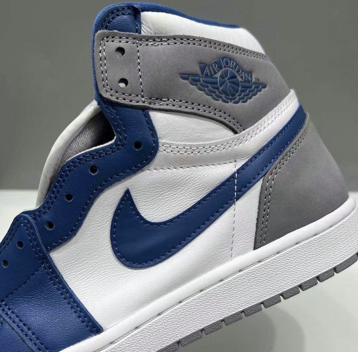 Air Jordan 1 High OG True Blue DZ5485-410 Release Date