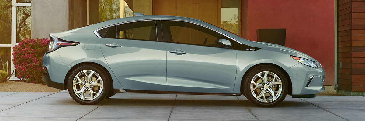 2018-Chevrolet-Volt.jpg