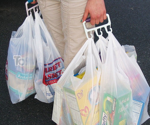 multiple-grocery-bag-carrier-640x533.jpg