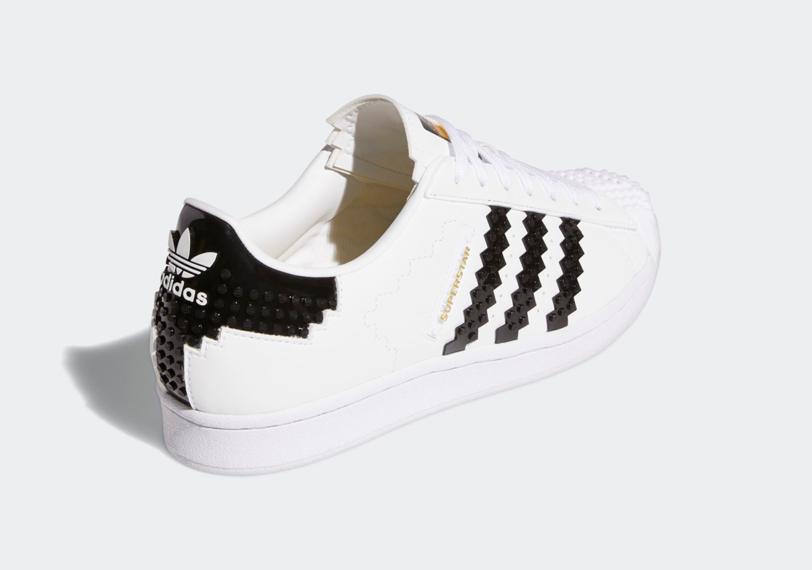 LEGO-adidas-Superstar-GW5270-7.jpg