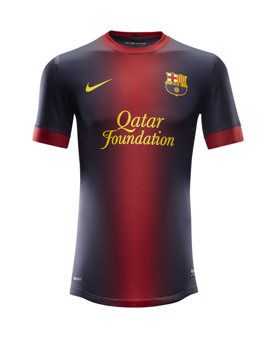 Barcelona_Jersey_OnWhite_detail.jpg