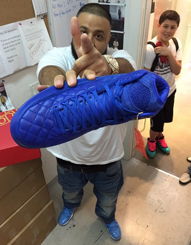 dj-khaled-air-jordan-11-pantone.png