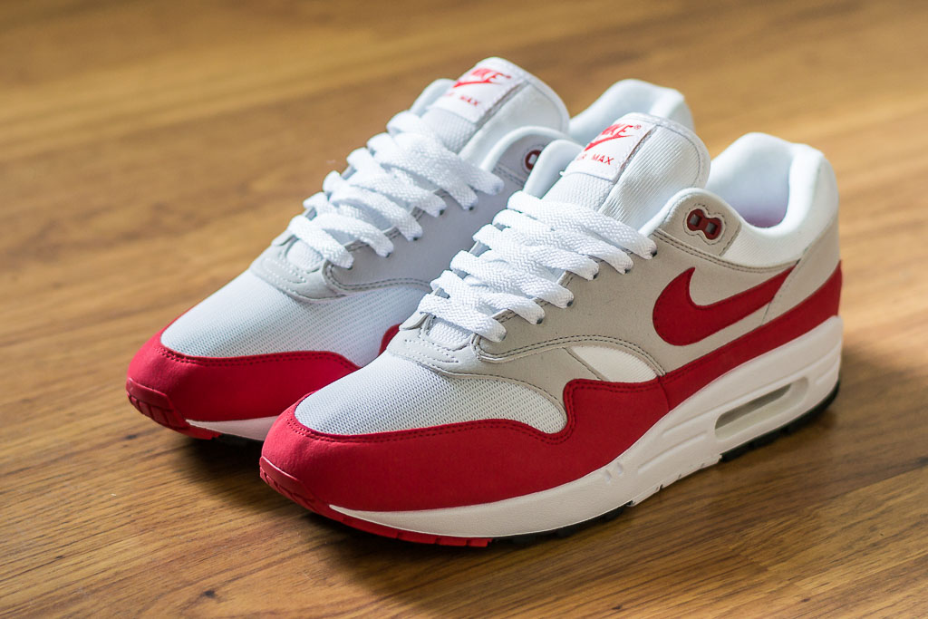 Nike-Air-Max-1-Anniversary-Varsity-Red-pickup.jpg