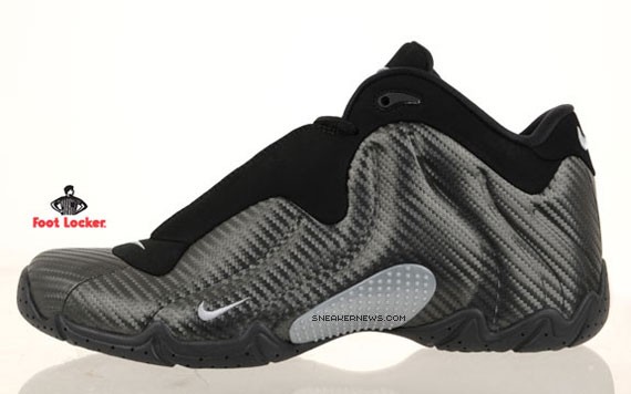 nike-solo-flight-black-1.jpg