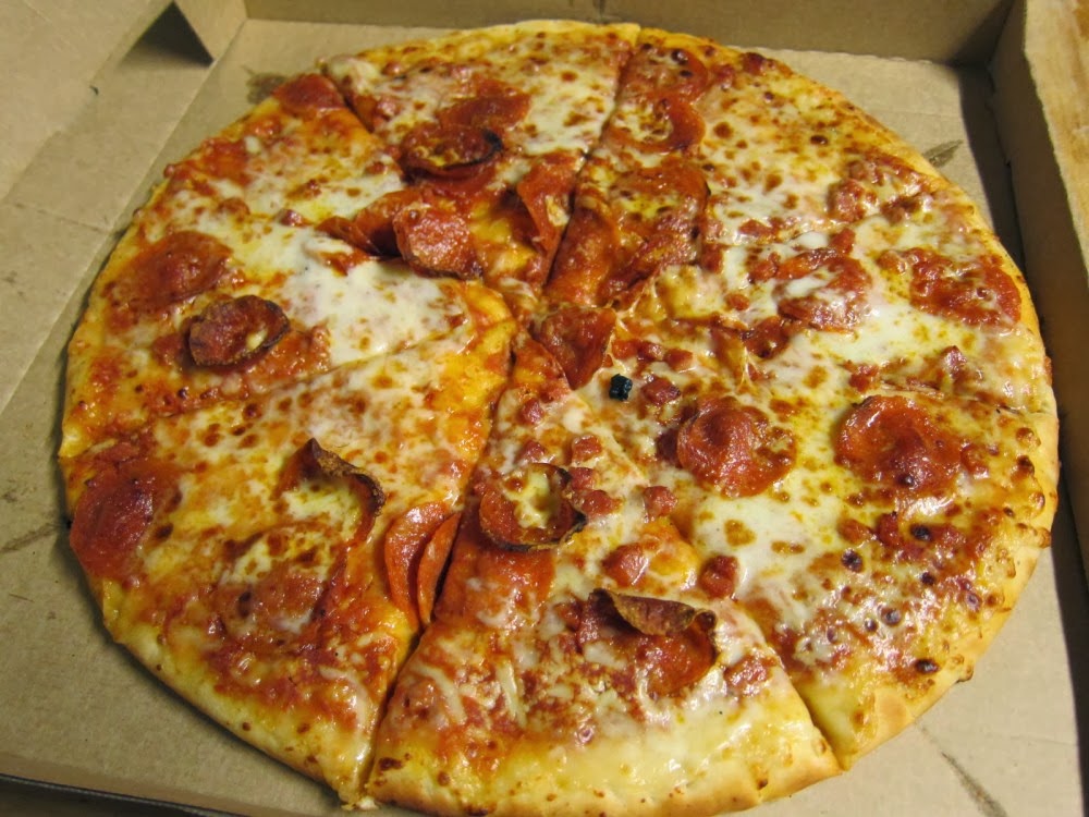 7-eleven-pepperoni-pizza-01.JPG