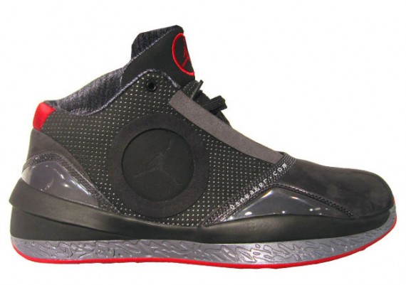 air-jordan-2010-black-2-570x401.jpg