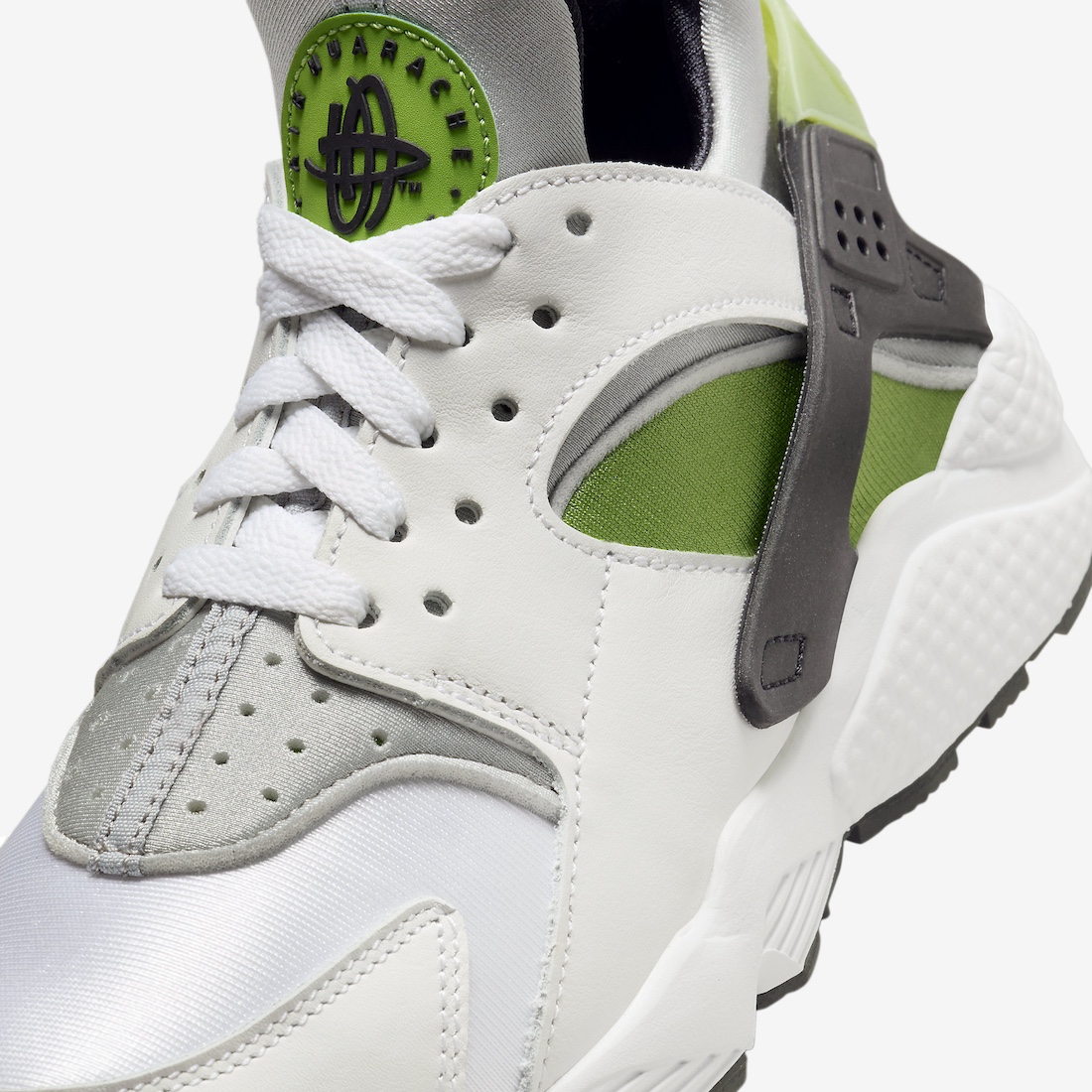 Nike-Air-Huarache-Chlorophyll-6.jpeg