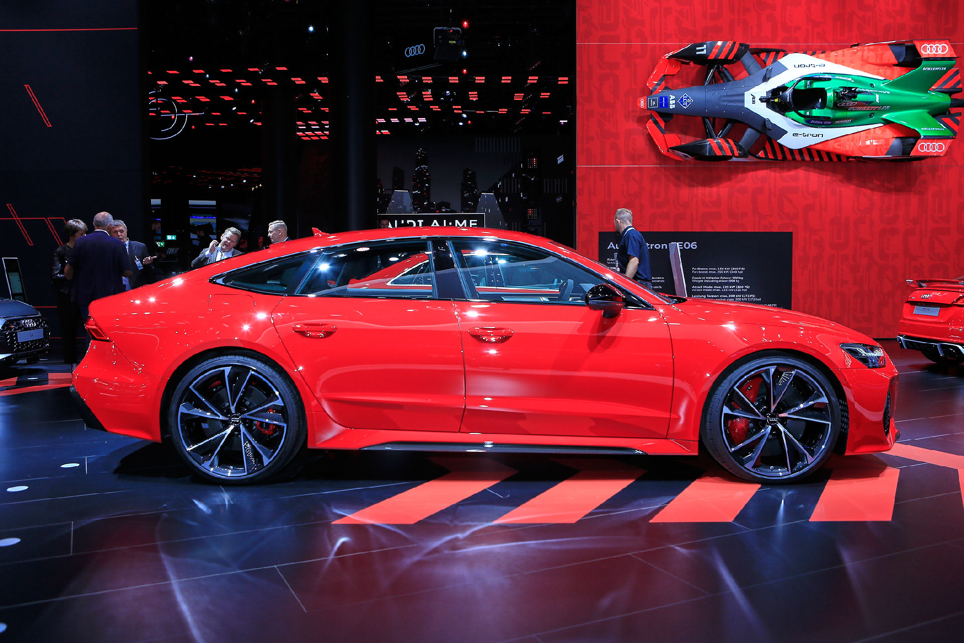 3082ce3a-audi-rs7-sportback-9.jpg