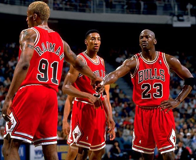 rodman-jordan-fistbump.jpg