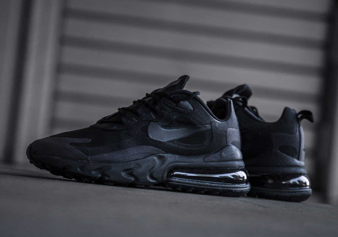 nike-air-max-270-react-triple-black-ao4971-003-7.jpg