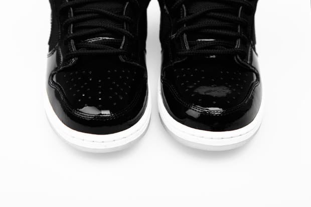 nike-sb-dunk-low-pro-space-jam-3.jpg