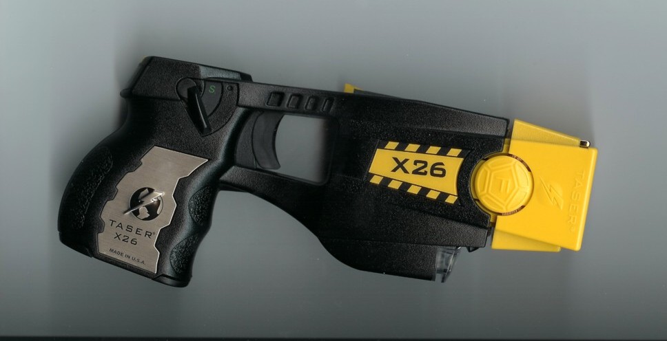 Taser%20X26_1.jpg