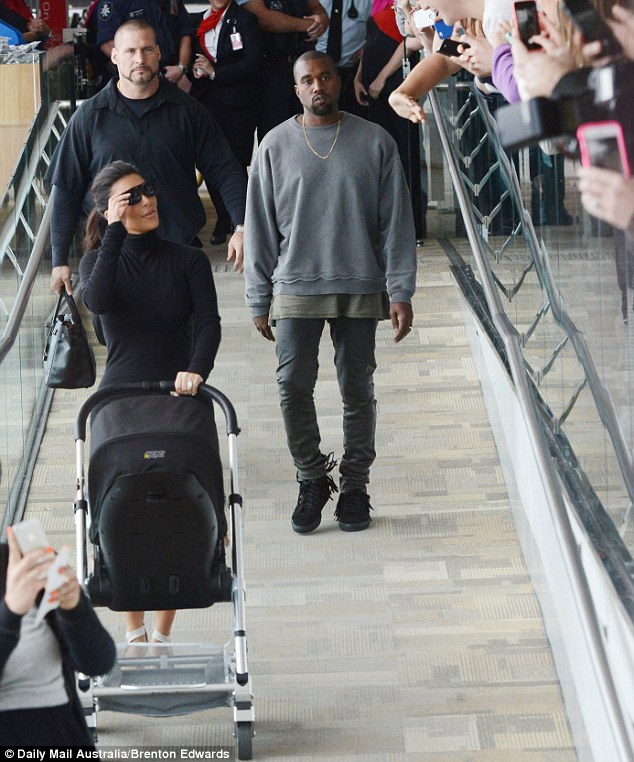 1410152400003_wps_45_Kim_Kardashian_and_Kanye_.jpg