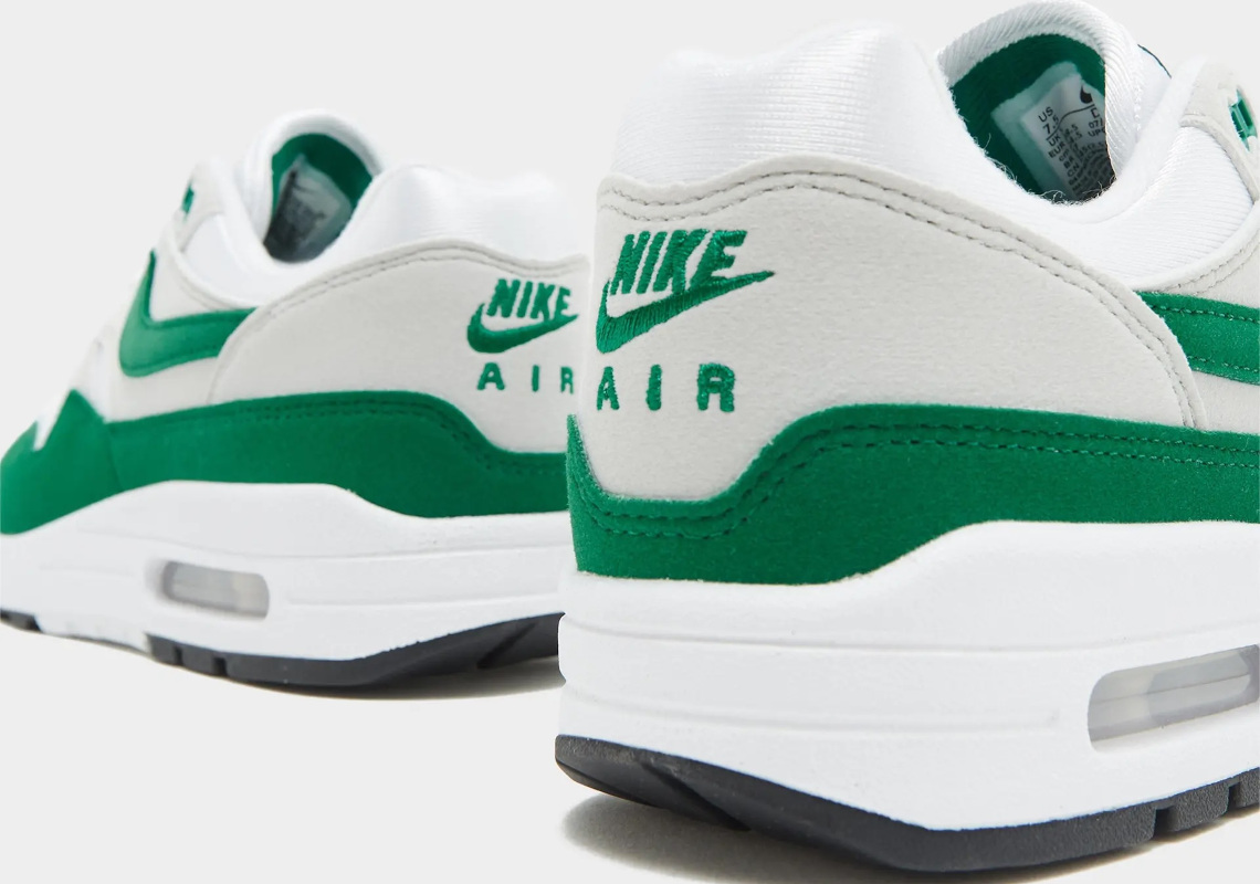 Nike-Air-Max-1-Stadiun-Green-White-FN6952-100-4.jpg.jpeg