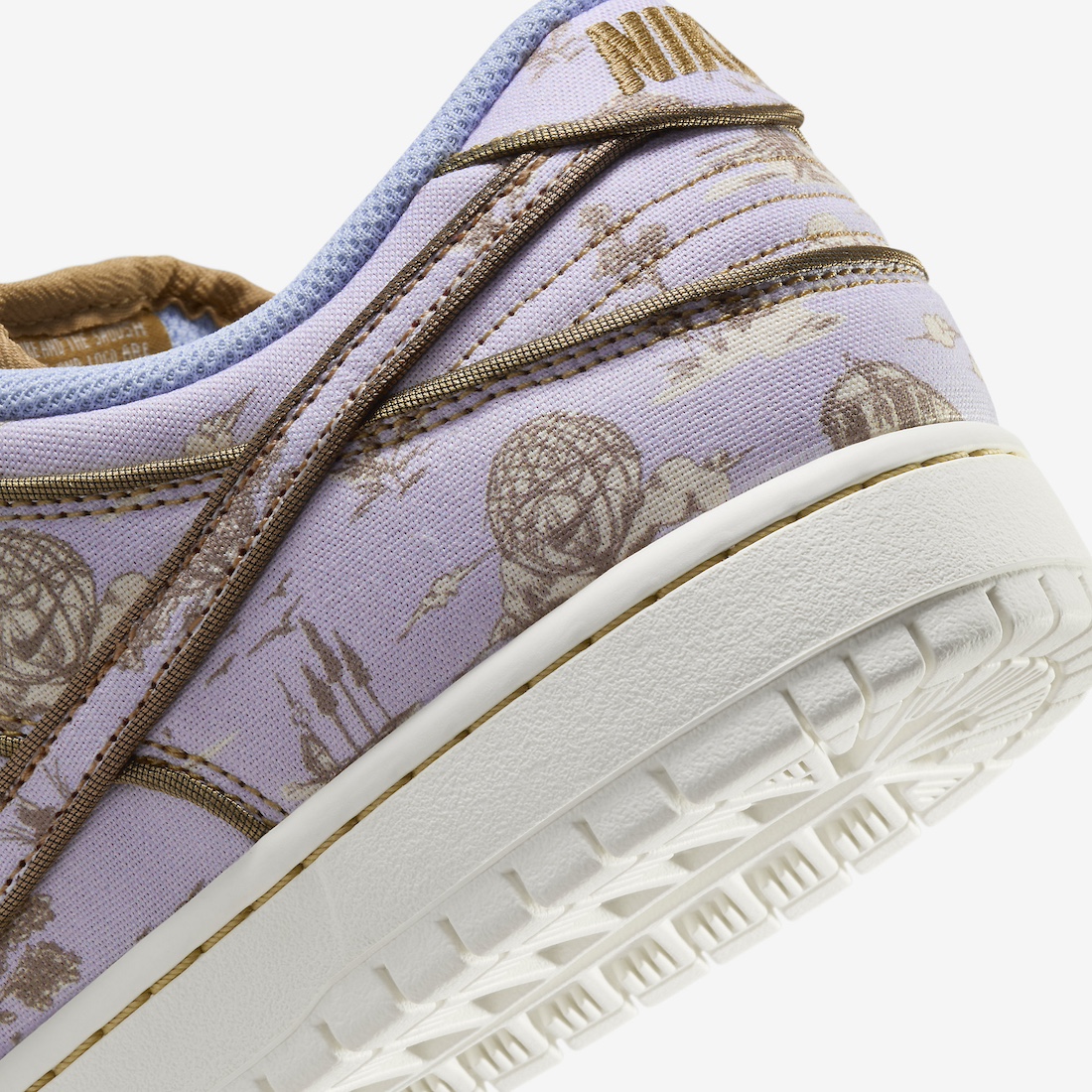 Nike-SB-Dunk-Low-Pastoral-Print-FN5880-001-7.jpeg