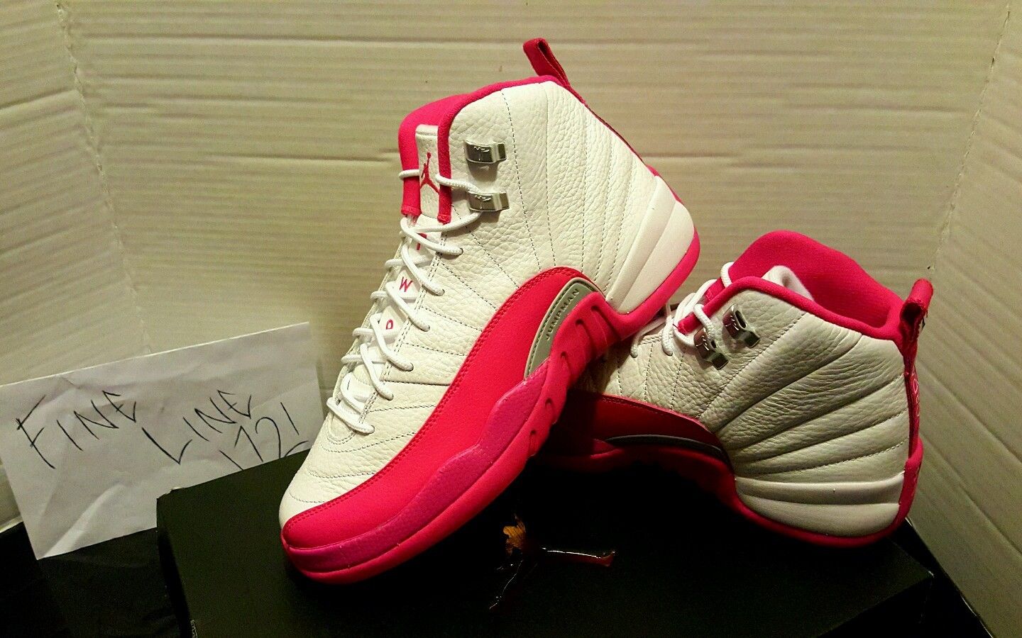 air-jordan-12-gs-white-pink-510815-109.jpg