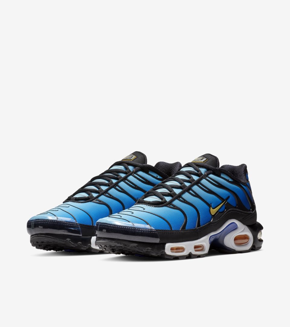 nike-air-max-plus-og-black-hyper-blue-release-date.jpg