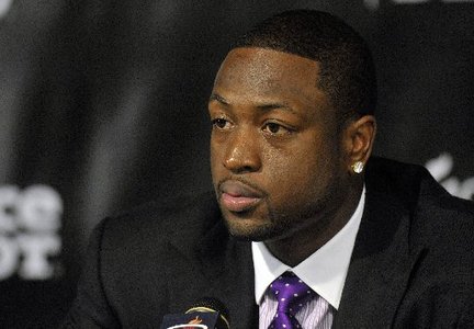 dwyane-wade-heat-tight-file-2d2e6f6ca71499b7_large.jpg