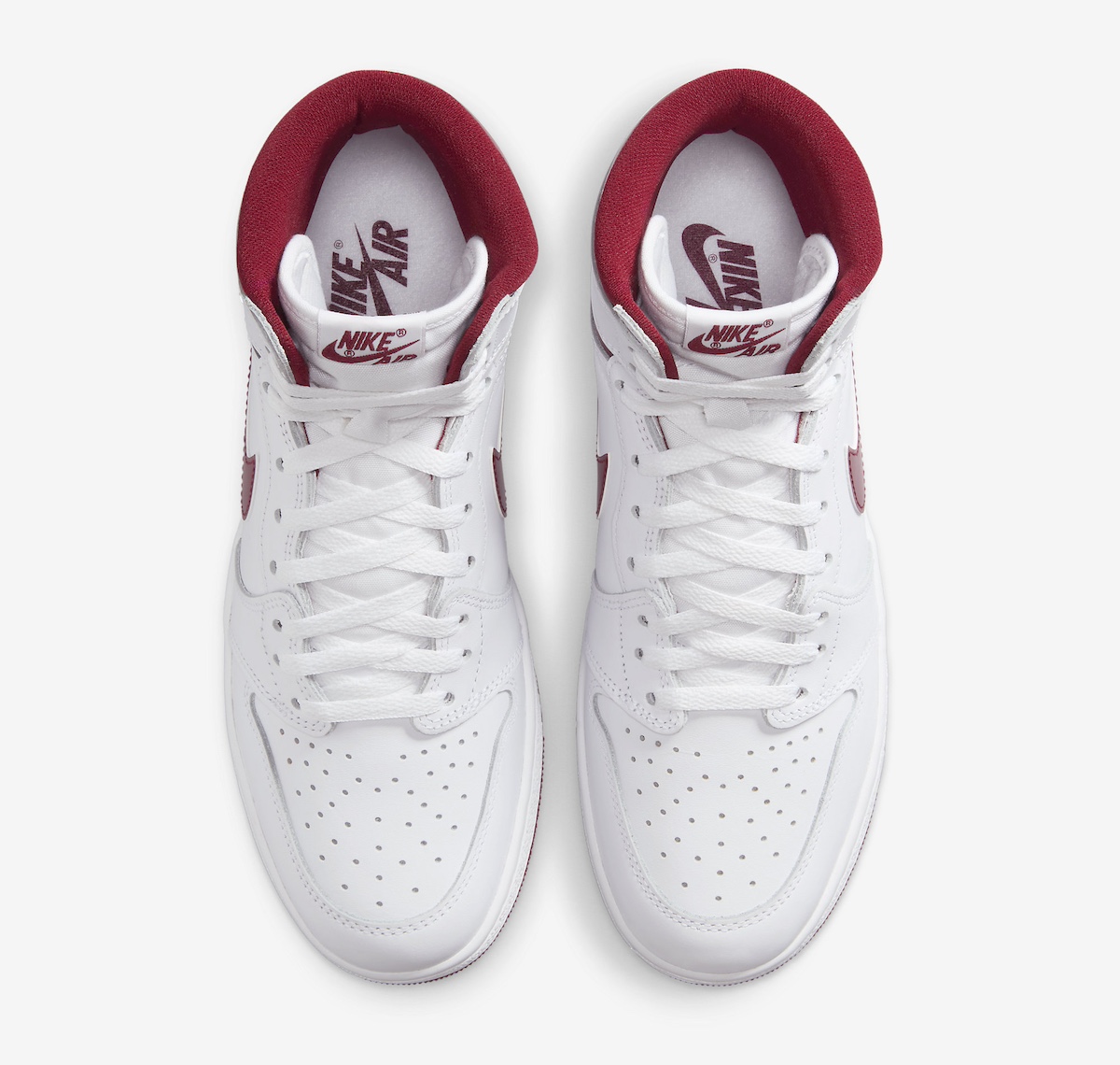 Air-Jordan-1-High-85-Metallic-Burgundy-2024-BQ4422-161-3.jpg