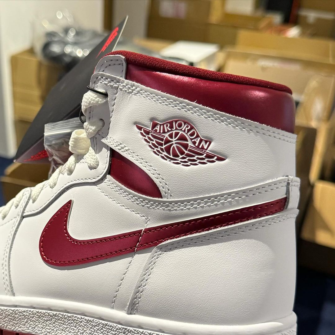 Metallic-Burgundy-Air-Jordan-1-High-85-1.jpg