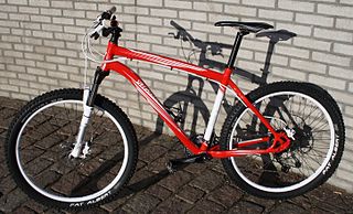 320px-HardtailMountainBike_2010_Specialized_Rockhopper.jpg