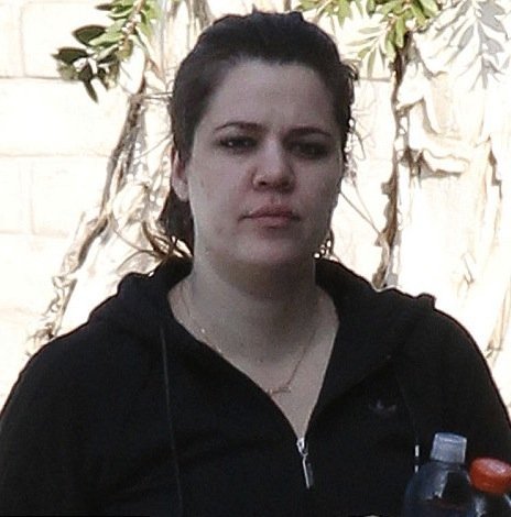 Khloe-Kardashian-without-makeup.jpg