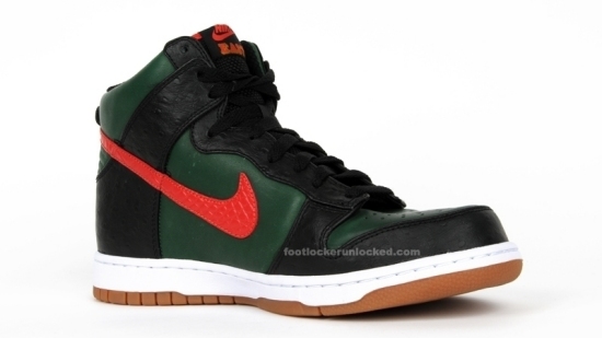 dunk_high_supreme_spark_green_black_red-3med.jpg