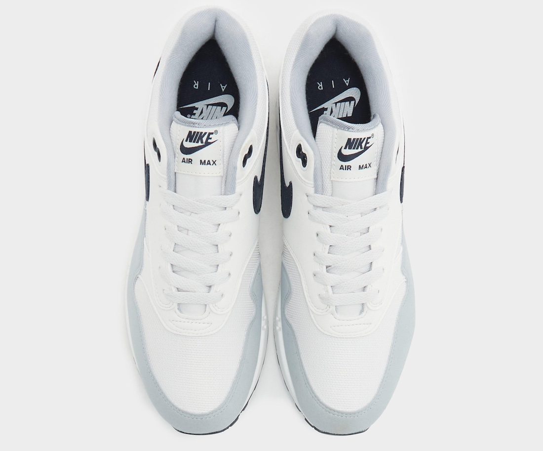 Nike-Air-Max-1-Platinum-Tint-Dark-Obsidian-4.jpeg