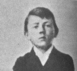 young-adolf-hitler.jpg