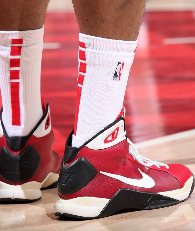 pj-tucker-nike-hyperdunk-ac-milan.jpg