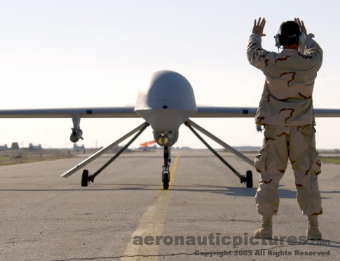 stock-photo_rq-1_mq-1_predator_uav_drone_00007.JPG