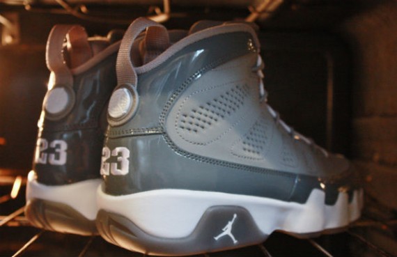 air-jordan-ix-cool-grey-white-02-570x369.jpg