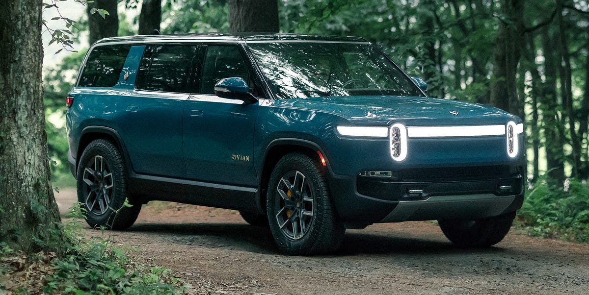 2022-rivian-r1s-128-1657043554.jpg