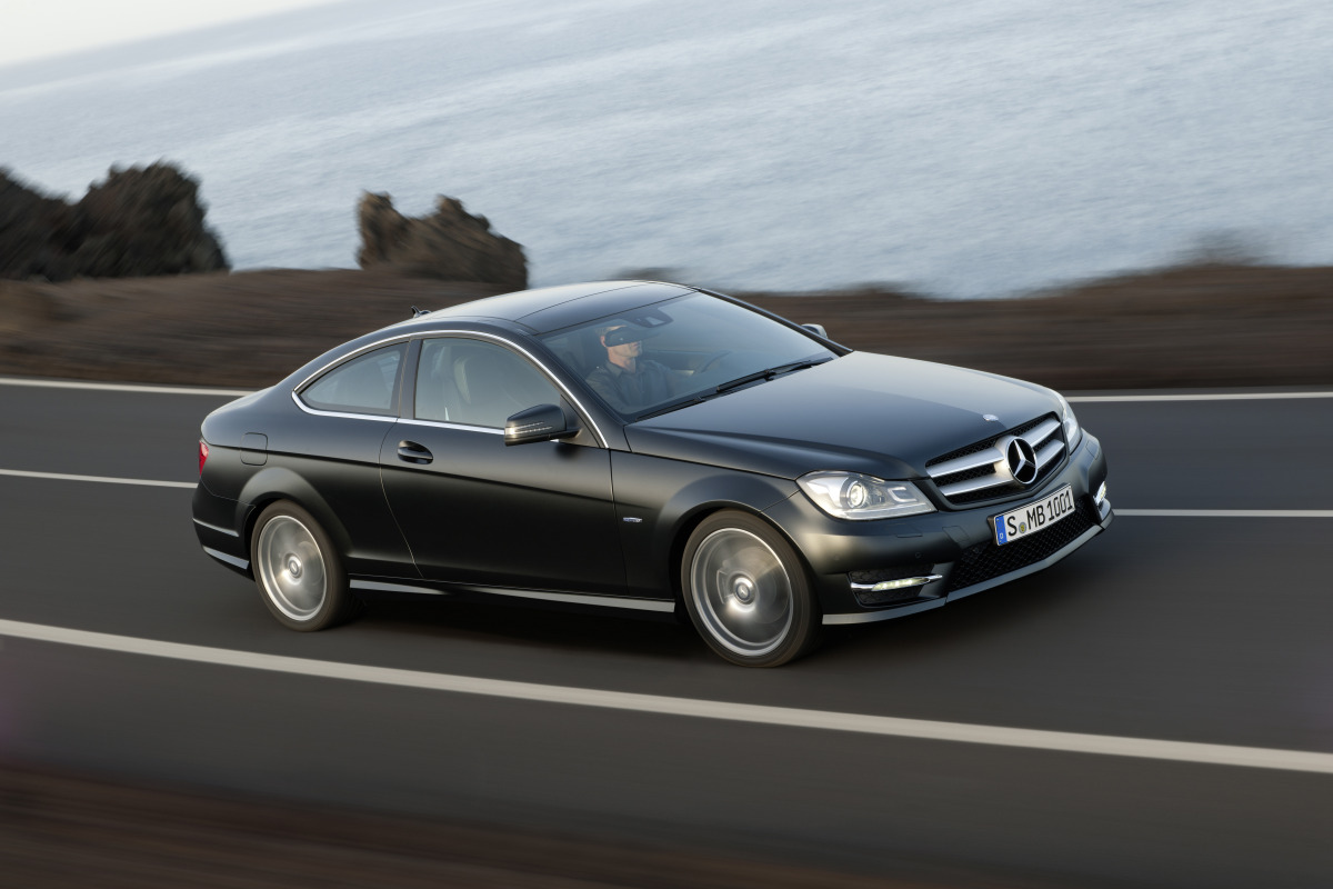 2012_C-Class_Coupe_16_medium.jpg